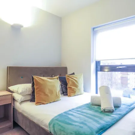 Apartment Tudors Esuites Jq Two Bedrooms