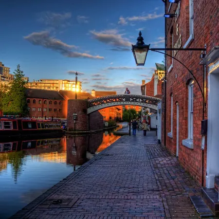 Apartment Tudors Esuites Jq Two Bedrooms *