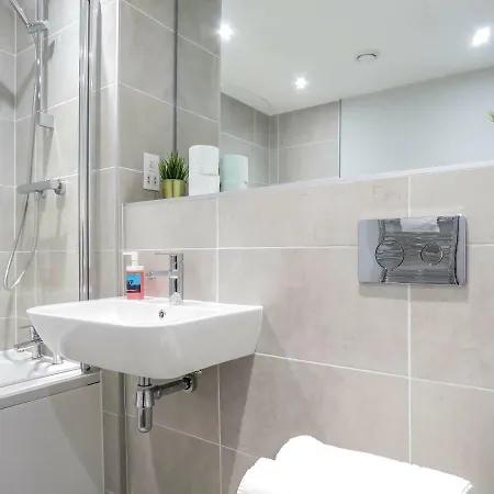 Apartment Tudors Esuites Jq Two Bedrooms *
